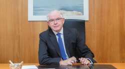 &Pi;&rho;ό&epsilon;&delta;&rho;&omicron;&sigmaf; &Epsilon;&Lambda;&Gamma;&Alpha;: &Pi;&rho;&omicron;&tau;&epsilon;&rho;&alpha;&iota;ό&tau;&eta;&tau;&alpha; &eta; &alpha;&pi;&omicron;&zeta;&eta;&mu;ί&omega;&sigma;&eta; &tau;&omega;&nu; &zeta;&eta;&mu;&iota;ώ&nu; &sigma;&tau;&omicron; &zeta;&omega;&iota;&kappa;ό &kappa;&epsilon;&phi;ά&lambda;&alpha;&iota;&omicron;