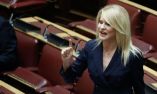 &Theta;. &Tau;&zeta;ά&kappa;&rho;&eta;: &Eta; &lambda;ί&sigma;&tau;&alpha; &Pi;έ&tau;&sigma;&alpha; &epsilon;ί&nu;&alpha;&iota; &eta; &lambda;ί&sigma;&tau;&alpha; &tau;&eta;&sigmaf; &chi;&epsilon;&iota;&rho;&alpha;&gamma;ώ&gamma;&eta;&sigma;&eta;&sigmaf;, &tau;&eta;&sigmaf; &tau;&alpha;&pi;&epsilon;ί&nu;&omega;&sigma;&eta;&sigmaf; &tau;&omega;&nu; &delta;&eta;&mu;&omicron;&kappa;&rho;&alpha;&tau;&iota;&kappa;ώ&nu; &theta;&epsilon;&sigma;&mu;ώ&nu; &kappa;&alpha;&iota; &tau;&eta;&sigmaf; &theta;&epsilon;&sigma;&mu;&iota;&kappa;ή&sigmaf; &epsilon;&kappa;&tau;&rho;&omicron;&pi;ή&sigmaf;