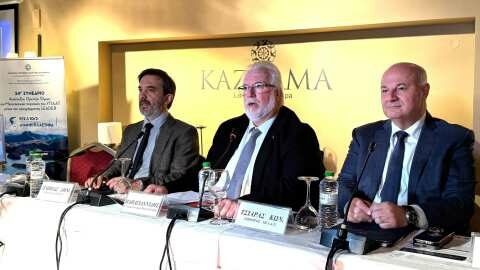 &Tau;&sigma;&iota;ά&rho;&alpha;&sigmaf;: Έ&chi;&omicron;&upsilon;&mu;&epsilon; &epsilon;&pi;&iota;&kappa;&omicron;&iota;&nu;&omega;&nu;ή&sigma;&epsilon;&iota; &mu;&epsilon; &tau;&omicron;&upsilon;&sigmaf; &epsilon;&kappa;&pi;&rho;&omicron;&sigma;ώ&pi;&omicron;&upsilon;&sigmaf; &tau;&omega;&nu; &alpha;&gamma;&rho;&omicron;&tau;ώ&nu; &gamma;&iota;&alpha; &nu;&alpha; &kappa;&alpha;&theta;ί&sigma;&omicron;&upsilon;&mu;&epsilon; &tau;&iota;&sigmaf; &epsilon;&pi;ό&mu;&epsilon;&nu;&epsilon;&sigmaf; &mu;έ&rho;&epsilon;&sigmaf; &sigma;&tau;&omicron; ί&delta;&iota;&omicron; &tau;&rho;&alpha;&pi;έ&zeta;&iota; &kappa;&alpha;&iota; &nu;&alpha; &sigma;&upsilon;&nu;&epsilon;&nu;&nu;&omicron;&eta;&theta;&omicron;ύ&mu;&epsilon;