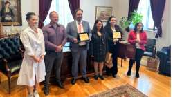 Έ&rho;&gamma;&omicron; Volunteering Values Think Tank: &Epsilon;&nu;ό&tau;&eta;&tau;&alpha; &tau;&omega;&nu; &Delta;ή&mu;&omega;&nu; &gamma;&iota;&alpha; &tau;&omicron;&nu; &Epsilon;&theta;&epsilon;&lambda;&omicron;&nu;&tau;&iota;&sigma;&mu;ό - &Eta; &Beta;έ&rho;&omicron;&iota;&alpha; &Pi;&rho;&omega;&tau;&alpha;&gamma;&omega;&nu;ί&sigma;&tau;&rho;&iota;&alpha; &sigma;&epsilon; έ&nu;&alpha; &kappa;&omicron;&iota;&nu;&omega;&nu;&iota;&kappa;ό &epsilon;&gamma;&chi;&epsilon;ί&rho;&eta;&mu;&alpha;