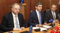 &Tau;&epsilon;&lambda;&epsilon;&tau;ή &Pi;&alpha;&rho;ά&delta;&omicron;&sigma;&eta;&sigmaf;- &Pi;&alpha;&rho;&alpha;&lambda;&alpha;&beta;ή&sigmaf; &sigma;&tau;&omicron; &Upsilon;&Pi;&Alpha;&Alpha;&Tau; - &Alpha;&upsilon;&gamma;&epsilon;&nu;ά&kappa;&eta;&sigmaf;:&laquo;&Theta;&alpha; &epsilon;&rho;&gamma;&alpha;&sigma;&tau;&omicron;ύ&mu;&epsilon; &sigma;&kappa;&lambda;&eta;&rho;ά &gamma;&iota;&alpha; &nu;&alpha; &alpha;&pi;&omicron;&kappa;&tau;ή&sigma;&epsilon;&iota; &tau;&eta; &mu;έ&gamma;&iota;&sigma;&tau;&eta; &alpha;&xi;ί&alpha; &omicron; &mu;ό&chi;&theta;&omicron;&sigmaf; &tau;&omega;&nu; &alpha;&gamma;&rho;&omicron;&tau;ώ&nu;, &kappa;&tau;&eta;&nu;&omicron;&tau;&rho;ό&phi;&omega;&nu; &kappa;&alpha;&iota; &alpha;&lambda;&iota;έ&omega;&nu; &mu;&alpha;&sigmaf;&raquo;