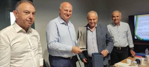 &Epsilon;&pi;ί&sigma;&kappa;&epsilon;&psi;&eta; &Upsilon;&pi;&Alpha;&Alpha;&Tau; &sigma;&tau;&iota;&sigmaf; &epsilon;&gamma;&kappa;&alpha;&tau;&alpha;&sigma;&tau;ά&sigma;&epsilon;&iota;&sigmaf; &tau;&omicron;&upsilon; &Epsilon;&Lambda;&Gamma;&Omicron; &ndash; &Delta;&Eta;&Mu;&Eta;&Tau;&Rho;&Alpha; &sigma;&tau;&eta; &Theta;έ&rho;&mu;&eta; &kappa;&alpha;&iota; &sigma;&epsilon; &upsilon;&pi;&eta;&rho;&epsilon;&sigma;ί&epsilon;&sigmaf; &tau;&omicron;&upsilon; &Upsilon;&Pi;&Alpha;&Alpha;&Tau; &sigma;&tau;&eta; &Theta;&epsilon;&sigma;&sigma;&alpha;&lambda;&omicron;&nu;ί&kappa;&eta;