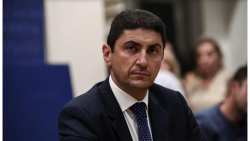 &Alpha;&upsilon;&gamma;&epsilon;&nu;ά&kappa;&eta;&sigmaf;: &Eta; &kappa;&upsilon;&beta;έ&rho;&nu;&eta;&sigma;&eta; &sigma;έ&beta;&epsilon;&tau;&alpha;&iota; &kappa;&alpha;&iota; &sigma;&tau;&eta;&rho;ί&zeta;&epsilon;&iota; έ&mu;&pi;&rho;&alpha;&kappa;&tau;&alpha; &tau;&omicron;&upsilon;&sigmaf; &alpha;&gamma;&rho;ό&tau;&epsilon;&sigmaf; &kappa;&alpha;&iota; &tau;&omicron; &alpha;&pi;&omicron;&delta;&epsilon;&iota;&kappa;&nu;ύ&epsilon;&iota; &mu;&epsilon; &tau;&iota;&sigmaf; &alpha;&pi;&omicron;&phi;ά&sigma;&epsilon;&iota;&sigmaf; &tau;&eta;&sigmaf; - &Epsilon;&upsilon;&pi;&rho;ό&sigma;&delta;&epsilon;&kappa;&tau;&omicron;ί &gamma;&iota;&alpha; &delta;&iota;ά&lambda;&omicron;&gamma;&omicron;