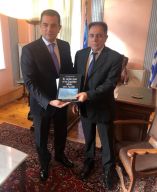 &Kappa;ώ&sigma;&tau;&alpha;&sigmaf; &Sigma;&kappa;&rho;έ&kappa;&alpha;&sigmaf; &sigma;&tau;&eta; &Lambda;έ&sigma;&beta;&omicron;: &Pi;&rho;&omicron;&tau;&epsilon;&rho;&alpha;&iota;ό&tau;&eta;&tau;&alpha; &tau;&eta;&sigmaf; &Kappa;&upsilon;&beta;έ&rho;&nu;&eta;&sigma;&eta;&sigmaf; &eta; &sigma;&tau;ή&rho;&iota;&xi;&eta; &tau;&omega;&nu; &nu;&eta;&sigma;&iota;&omega;&tau;&iota;&kappa;ώ&nu; &kappa;&alpha;&iota; &alpha;&kappa;&rho;&iota;&tau;&iota;&kappa;ώ&nu; &pi;&epsilon;&rho;&iota;&omicron;&chi;ώ&nu; &tau;&eta;&sigmaf; &chi;ώ&rho;&alpha;&sigmaf;