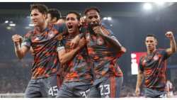 &Rho;&alpha;&nu;&tau;&epsilon;&beta;&omicron;ύ &mu;&epsilon; &tau;&eta;&nu; &iota;&sigma;&tau;&omicron;&rho;ί&alpha; &omicron; &Omicron;&lambda;&upsilon;&mu;&pi;&iota;&alpha;&kappa;ό&sigmaf;