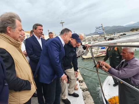 &Chi;&rho;ή&sigma;&tau;&omicron;&sigmaf; &Kappa;έ&lambda;&lambda;&alpha;&sigmaf;: &Pi;&rho;&omicron;&omega;&theta;&omicron;ύ&mu;&epsilon; &kappa;&omicron;&iota;&nu;ή &sigma;&tau;&rho;&alpha;&tau;&eta;&gamma;&iota;&kappa;ή &gamma;&iota;&alpha; &tau;&eta;&nu; &pi;&rho;&omicron;&sigma;&tau;&alpha;&sigma;ί&alpha; &tau;&omega;&nu; &theta;&alpha;&lambda;ά&sigma;&sigma;&iota;&omega;&nu; &omicron;&iota;&kappa;&omicron;&sigma;&upsilon;&sigma;&tau;&eta;&mu;ά&tau;&omega;&nu;