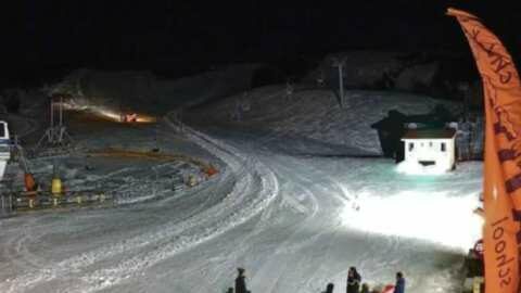 &Sigma;&upsilon;&nu;&epsilon;&chi;ί&zeta;&omicron;&nu;&tau;&alpha;&iota; &omicron;&iota; έ&rho;&epsilon;&upsilon;&nu;&epsilon;&sigmaf; &sigma;&tau;&omicron; &Sigma;έ&lambda;&iota; &gamma;&iota;&alpha; &tau;&omicron;&nu; &epsilon;&nu;&tau;&omicron;&pi;&iota;&sigma;&mu;ό &tau;&omicron;&upsilon; &nu;&epsilon;&alpha;&rho;&omicron;ύ &chi;&iota;&omicron;&nu;&omicron;&delta;&rho;ό&mu;&omicron;&upsilon;