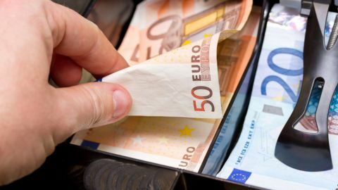 &Epsilon;&pi;&iota;&sigma;&tau;&rho;&omicron;&phi;ή &phi;ό&rho;&omicron;&upsilon; &epsilon;&iota;&sigma;&omicron;&delta;ή&mu;&alpha;&tau;&omicron;&sigmaf; &alpha;&pi;ό &tau;&omicron;&nu; &Alpha;&pi;&rho;ί&lambda;&iota;&omicron; &gamma;&iota;&alpha; 1 &epsilon;&kappa;&alpha;&tau;. &pi;&omicron;&lambda;ί&tau;&epsilon;&sigmaf; - &Pi;&omicron;&iota;&omicron;&iota; &theta;&alpha; &pi;ά&rho;&omicron;&upsilon;&nu; &chi;&rho;ή&mu;&alpha;&tau;&alpha;