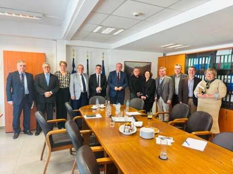 &Kappa;. &Tau;&sigma;&iota;ά&rho;&alpha;&sigmaf;: &Omicron; &Epsilon;&Lambda;&Gamma;&Omicron; - &Delta;&Eta;&Mu;&Eta;&Tau;&Rho;&Alpha; &epsilon;ί&nu;&alpha;&iota; &omicron; &alpha;&nu;&alpha;&pi;&tau;&upsilon;&xi;&iota;&alpha;&kappa;ό&sigmaf; &beta;&rho;&alpha;&chi;ί&omicron;&nu;&alpha;&sigmaf; &tau;&eta;&sigmaf; &alpha;&gamma;&rho;&omicron;&tau;&iota;&kappa;ή&sigmaf; &mu;&alpha;&sigmaf; &pi;&alpha;&rho;&alpha;&gamma;&omega;&gamma;ή&sigmaf;