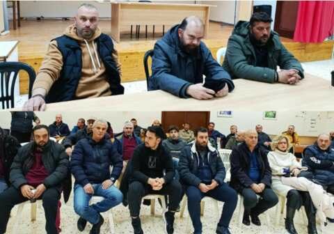 &Beta;&gamma;ά&zeta;&omicron;&upsilon;&nu; &tau;&rho;&alpha;&kappa;&tau;έ&rho; &sigma;&tau;&omicron; &Mu;&alpha;&kappa;&rho;&omicron;&chi;ώ&rho;&iota; (&mu;&pi;&lambda;ό&kappa;&omicron; 66) &omicron;&iota; &alpha;&gamma;&rho;ό&tau;&epsilon;&sigmaf; &tau;&omicron;&upsilon; &Alpha;&Sigma; &Eta;&mu;&alpha;&theta;ί&alpha;&sigmaf;