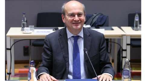 O &Kappa;&omega;&sigma;&tau;ή&sigmaf; &Chi;&alpha;&tau;&zeta;&eta;&delta;ά&kappa;&eta;&sigmaf; &sigma;&epsilon; Eurogroup/ECOFIN &sigma;&tau;&iota;&sigmaf; &Beta;&rho;&upsilon;&xi;έ&lambda;&lambda;&epsilon;&sigmaf;