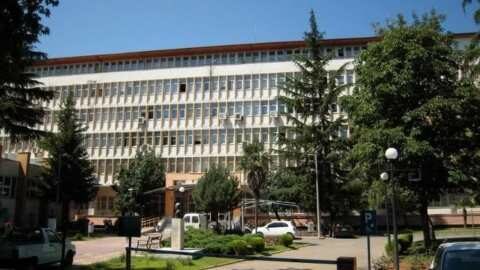 &Eta; &Pi;&epsilon;&rho;&iota;&phi;έ&rho;&epsilon;&iota;&alpha; &Kappa;&epsilon;&nu;&tau;&rho;&iota;&kappa;ή&sigmaf; &Mu;&alpha;&kappa;&epsilon;&delta;&omicron;&nu;ί&alpha;&sigmaf; &pi;&rho;&omicron;&chi;&omega;&rho;ά &sigma;&tau;&eta;&nu; &epsilon;&nu;&epsilon;&rho;&gamma;&epsilon;&iota;&alpha;&kappa;ή &alpha;&nu;&alpha;&beta;ά&theta;&mu;&iota;&sigma;&eta; &tau;&omicron;&upsilon; &Delta;&iota;&omicron;&iota;&kappa;&eta;&tau;&eta;&rho;ί&omicron;&upsilon; &tau;&eta;&sigmaf; Έ&delta;&epsilon;&sigma;&sigma;&alpha;&sigmaf;