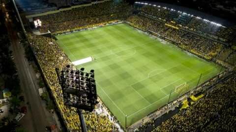 &Alpha;&nu;&alpha;&sigma;&tau;&omicron;&lambda;ή &epsilon;&kappa;&tau;έ&lambda;&epsilon;&sigma;&eta;&sigmaf; &tau;&eta;&sigmaf; &pi;&omicron;&iota;&nu;ή&sigmaf; 2 &alpha;&gamma;&omega;&nu;&iota;&sigma;&tau;&iota;&kappa;ώ&nu;, &mu;&epsilon; &kappa;ό&sigma;&mu;&omicron; &kappa;ό&nu;&tau;&rho;&alpha; &sigma;&tau;&eta;&nu; &Alpha;&Epsilon;&Kappa; &omicron; Ά&rho;&eta;&sigmaf;