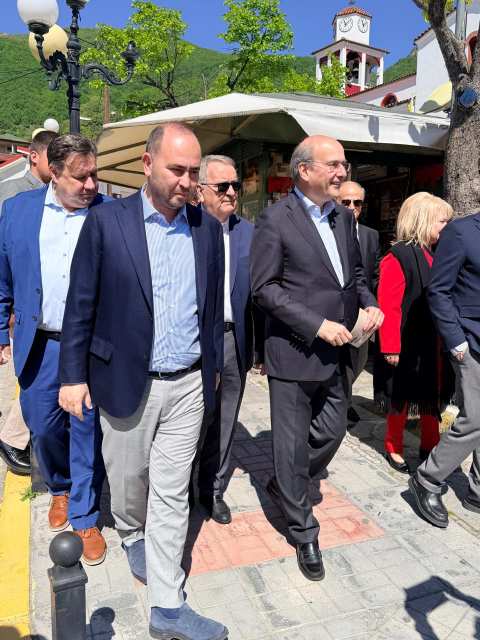 &Epsilon;&pi;ί&sigma;&kappa;&epsilon;&psi;&eta; &Chi;&alpha;&tau;&zeta;&eta;&delta;ά&kappa;&eta; &sigma;&tau;&eta;&nu; &Pi;έ&lambda;&lambda;&alpha;:  &Lambda;ύ&sigma;&eta; &gamma;&iota;&alpha; &tau;&eta;&nu; &alpha;&pi;&omicron;&zeta;&eta;&mu;ί&omega;&sigma;&eta; &tau;&omega;&nu; &kappa;&epsilon;&rho;&alpha;&sigma;&iota;ώ&nu; &kappa;&alpha;&iota; &mu;ή&lambda;&omega;&nu;