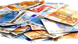 12.000.000 &euro; &epsilon;&nu;ί&sigma;&chi;&upsilon;&sigma;&eta; &gamma;&iota;&alpha; &tau;&eta;&nu; &alpha;&nu;&tau;&iota;&mu;&epsilon;&tau;ώ&pi;&iota;&sigma;&eta; &tau;&omega;&nu; &epsilon;&pi;&iota;&pi;&tau;ώ&sigma;&epsilon;&omega;&nu; &alpha;&pi;ό &tau;&eta;&nu; &Omicron;&upsilon;&kappa;&rho;&alpha;&nu;&iota;&kappa;ή &kappa;&rho;ί&sigma;&eta; &sigma;&tau;&omicron;&upsilon;&sigmaf; &Mu;&epsilon;&lambda;&iota;&sigma;&sigma;&omicron;&kappa;ό&mu;&omicron;&upsilon;&sigmaf;