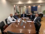 &Sigma;&upsilon;&nu;ά&nu;&tau;&eta;&sigma;&eta; &Omicron;&Epsilon;&Epsilon; &mu;&epsilon; &Upsilon;&phi;&upsilon;&pi;&omicron;&upsilon;&rho;&gamma;ό &Phi;&omicron;&rho;&omicron;&lambda;&omicron;&gamma;&iota;&kappa;ή&sigmaf; &Pi;&omicron;&lambda;&iota;&tau;&iota;&kappa;ή&sigmaf;