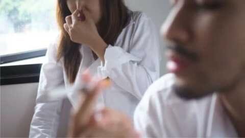 &Upsilon;&gamma;&epsilon;ί&alpha;: &Tau;&omicron; &pi;&alpha;&theta;&eta;&tau;&iota;&kappa;ό &kappa;ά&pi;&nu;&iota;&sigma;&mu;&alpha; &pi;&rho;&omicron;&kappa;&alpha;&lambda;&epsilon;ί &alpha;&rho;&rho;&upsilon;&theta;&mu;ί&alpha;