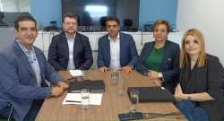 &Sigma;&upsilon;&nu;ά&nu;&tau;&eta;&sigma;&eta; &mu;&epsilon; &tau;&eta;&nu; &Epsilon;&pi;&iota;&tau;&rho;&omicron;&pi;ή &Alpha;&nu;&tau;&alpha;&gamma;&omega;&nu;&iota;&sigma;&mu;&omicron;ύ &pi;&rho;&alpha;&gamma;&mu;&alpha;&tau;&omicron;&pi;&omicron;ί&eta;&sigma;&alpha;&nu; &epsilon;&kappa;&pi;&rho;ό&sigma;&omega;&pi;&omicron;&iota; &tau;&eta;&sigmaf; &Epsilon;&Theta;&Epsilon;&Alpha;&Sigma;