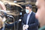 &Alpha;. &Tau;&zeta;&iota;&tau;&zeta;&iota;&kappa;ώ&sigma;&tau;&alpha;&sigmaf;: &laquo;&Epsilon;ί&kappa;&omicron;&sigma;&iota; &pi;έ&nu;&tau;&epsilon; &tau;ό&nu;&omicron;&upsilon;&sigmaf; &upsilon;&gamma;&epsilon;&iota;&omicron;&nu;&omicron;&mu;&iota;&kappa;&omicron;ύ &upsilon;&lambda;&iota;&kappa;&omicron;ύ &kappa;&alpha;&iota; &epsilon;&iota;&delta;ώ&nu; &alpha;&tau;&omicron;&mu;&iota;&kappa;ή&sigmaf; &pi;&rho;&omicron;&sigma;&tau;&alpha;&sigma;ί&alpha;&sigmaf; &pi;&alpha;&rho;&alpha;&delta;ώ&sigma;&alpha;&mu;&epsilon; &sigma;&tau;&omicron;&upsilon;&sigmaf; &alpha;&nu;&theta;&rho;ώ&pi;&omicron;&upsilon;&sigmaf; &tau;&eta;&sigmaf; &pi;&rho;ώ&tau;&eta;&sigmaf; &gamma;&rho;&alpha;&mu;&mu;ή&sigmaf; &mu;έ&sigma;&alpha; &sigma;&epsilon; &mu;&iota;&alpha; &epsilon;&beta;&delta;&omicron;&mu;ά&delta;&alpha;&raquo;