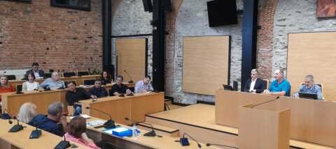 &Sigma;&tau;ή&rho;&iota;&xi;&eta; &tau;&omega;&nu; &mu;&upsilon;&delta;&omicron;&kappa;&alpha;&lambda;&lambda;&iota;&epsilon;&rho;&gamma;&eta;&tau;ώ&nu; &tau;&omicron;&upsilon; &Theta;&epsilon;&rho;&mu;&alpha;ϊ&kappa;&omicron;ύ &Kappa;ό&lambda;&pi;&omicron;&upsilon; - &Epsilon;&upsilon;&rho;&epsilon;ί&alpha; &sigma;ύ&sigma;&kappa;&epsilon;&psi;&eta; &sigma;&tau;&eta;&nu; &Pi;&epsilon;&rho;&iota;&phi;έ&rho;&epsilon;&iota;&alpha; &Kappa;&epsilon;&nu;&tau;&rho;&iota;&kappa;ή&sigmaf; &Mu;&alpha;&kappa;&epsilon;&delta;&omicron;&nu;ί&alpha;&sigmaf;
