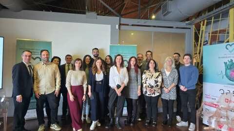 &Kappa;&alpha;&iota;&nu;&omicron;&tau;ό&mu;&epsilon;&sigmaf; &psi;&eta;&phi;&iota;&alpha;&kappa;έ&sigmaf; &lambda;ύ&sigma;&epsilon;&iota;&sigmaf; &gamma;&iota;&alpha; &alpha;&sigma;&theta;&epsilon;&nu;&epsilon;ί&sigmaf; &mu;&epsilon; &chi;&rho;ό&nu;&iota;&alpha; &kappa;&alpha;&rho;&delta;&iota;&alpha;&kappa;ή &alpha;&nu;&epsilon;&pi;ά&rho;&kappa;&epsilon;&iota;&alpha; &pi;&alpha;&rho;&omicron;&upsilon;&sigma;&iota;ά&sigma;&tau;&eta;&kappa;&alpha;&nu; &sigma;&epsilon; &epsilon;&kappa;&delta;ή&lambda;&omega;&sigma;&eta; &tau;&eta;&sigmaf; &Pi;&Kappa;&Mu; &sigma;&tau;&omicron; &pi;&lambda;&alpha;ί&sigma;&iota;&omicron; &tau;&omicron;&upsilon; έ&rho;&gamma;&omicron;&upsilon; &ldquo;INCAREHEART&rdquo;