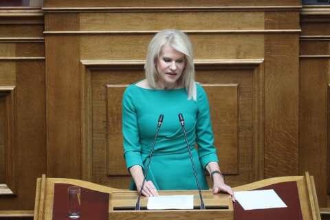 &Theta;&epsilon;&omicron;&delta;ώ&rho;&alpha; &Tau;&zeta;ά&kappa;&rho;&eta;: &Omicron; &pi;&alpha;&gamma;&epsilon;&tau;ό&sigmaf; &kappa;&alpha;&tau;έ&sigma;&tau;&rho;&epsilon;&psi;&epsilon; &tau;&alpha; &pi;ά&nu;&tau;&alpha; &kappa;&alpha;&iota; &eta; &kappa;&upsilon;&beta;έ&rho;&nu;&eta;&sigma;&eta; &omicron;&phi;&epsilon;ί&lambda;&epsilon;&iota; &nu;&alpha; &sigma;ώ&sigma;&epsilon;&iota; &tau;&eta;&nu; &kappa;&omicron;&iota;&nu;&omega;&nu;ί&alpha; &tau;&eta;&sigmaf; &Pi;έ&lambda;&lambda;&alpha;&sigmaf; &kappa;&alpha;&iota; &tau;&eta;&sigmaf; &Eta;&mu;&alpha;&theta;ί&alpha;&sigmaf;