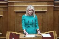 &Theta;&epsilon;&omicron;&delta;ώ&rho;&alpha; &Tau;&zeta;ά&kappa;&rho;&eta;: &Omicron; &pi;&alpha;&gamma;&epsilon;&tau;ό&sigmaf; &kappa;&alpha;&tau;έ&sigma;&tau;&rho;&epsilon;&psi;&epsilon; &tau;&alpha; &pi;ά&nu;&tau;&alpha; &kappa;&alpha;&iota; &eta; &kappa;&upsilon;&beta;έ&rho;&nu;&eta;&sigma;&eta; &omicron;&phi;&epsilon;ί&lambda;&epsilon;&iota; &nu;&alpha; &sigma;ώ&sigma;&epsilon;&iota; &tau;&eta;&nu; &kappa;&omicron;&iota;&nu;&omega;&nu;ί&alpha; &tau;&eta;&sigmaf; &Pi;έ&lambda;&lambda;&alpha;&sigmaf; &kappa;&alpha;&iota; &tau;&eta;&sigmaf; &Eta;&mu;&alpha;&theta;ί&alpha;&sigmaf;