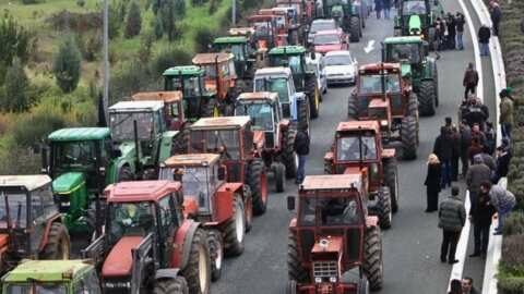 &Sigma;&tau;&alpha; &Kappa;ά&gamma;&kappa;&epsilon;&lambda;&alpha; &omicron;&iota; &Alpha;&gamma;&rho;ό&tau;&epsilon;&sigmaf;: &Tau;&alpha; &pi;&rho;&omicron;&beta;&lambda;ή&mu;&alpha;&tau;&alpha; &pi;&omicron;&upsilon; &xi;&epsilon;&chi;&epsilon;&iota;&lambda;ί&zeta;&omicron;&upsilon;&nu; &tau;&omicron; &pi;&omicron;&tau;ή&rho;&iota; &kappa;&alpha;&iota; &omicron;&iota; &kappa;&iota;&nu;&eta;&tau;&omicron;&pi;&omicron;&iota;ή&sigma;&epsilon;&iota;&sigmaf; &pi;&omicron;&upsilon; έ&rho;&chi;&omicron;&nu;&tau;&alpha;&iota;