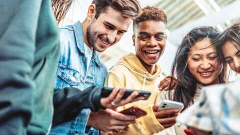 &Tau;&epsilon;&chi;&nu;&omicron;&lambda;&omicron;&gamma;ί&alpha;: &Pi;ώ&sigmaf; &mu;&pi;&omicron;&rho;&epsilon;ί &nu;&alpha; &epsilon;&pi;&eta;&rho;&epsilon;ά&sigma;&epsilon;&iota; &tau;&omicron;&upsilon;&sigmaf; &alpha;&nu;&eta;&lambda;ί&kappa;&omicron;&upsilon;&sigmaf; &eta; &upsilon;&pi;&epsilon;&rho;&beta;&omicron;&lambda;&iota;&kappa;ή &chi;&rho;ή&sigma;&eta;