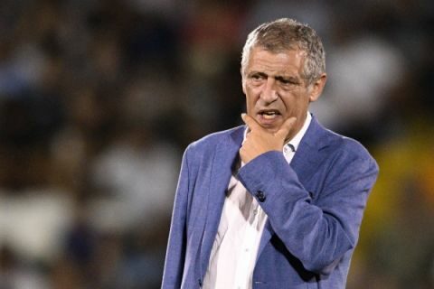 &Pi;&omicron;&iota;&omicron;&upsilon;&sigmaf; &pi;&alpha;ί&kappa;&tau;&epsilon;&sigmaf; &pi;&omicron;&upsilon; &alpha;&gamma;&omega;&nu;ί&zeta;&omicron;&nu;&tau;&alpha;&iota; &sigma;&tau;&omicron; &epsilon;&lambda;&lambda;&eta;&nu;&iota;&kappa;ό &pi;&rho;&omega;&tau;ά&theta;&lambda;&eta;&mu;&alpha; &kappa;ά&lambda;&epsilon;&sigma;&epsilon; &omicron; &Sigma;ά&nu;&tau;&omicron;&sigmaf; &sigma;&tau;&eta;&nu; &Epsilon;&theta;&nu;&iota;&kappa;ή &Pi;&omicron;&rho;&tau;&omicron;&gamma;&alpha;&lambda;ί&alpha;&sigmaf;