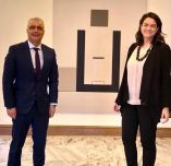 &Epsilon;&theta;&epsilon;&lambda;&omicron;&nu;&tau;&iota;&kappa;ή έ&kappa;&tau;&alpha;&kappa;&tau;&eta; &alpha;&pi;ό&sigma;&pi;&alpha;&sigma;&eta; &epsilon;&kappa;&pi;&alpha;&iota;&delta;&epsilon;&upsilon;&tau;&iota;&kappa;ώ&nu; &Pi;.&Epsilon;. &kappa;&alpha;&iota; &Delta;.&Epsilon;. &gamma;&iota;&alpha; &tau;&eta;&nu; &kappa;ά&lambda;&upsilon;&psi;&eta; &kappa;&epsilon;&nu;ώ&nu; &lambda;ό&gamma;&omega; &pi;&alpha;&nu;&delta;&eta;&mu;ί&alpha;&sigmaf; &zeta;&eta;&tau;ά &omicron; &Lambda;ά&zeta;&alpha;&rho;&omicron;&sigmaf; &Tau;&sigma;&alpha;&beta;&delta;&alpha;&rho;ί&delta;&eta;&sigmaf; &alpha;&pi;ό &tau;&eta;&nu; &Upsilon;&pi;&omicron;&upsilon;&rho;&gamma;ό &Pi;&alpha;&iota;&delta;&epsilon;ί&alpha;&sigmaf;