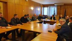 &Eta; &mu;&epsilon;ί&omega;&sigma;&eta; &tau;&omicron;&upsilon; &kappa;ό&sigma;&tau;&omicron;&upsilon;&sigmaf; &pi;&alpha;&rho;&alpha;&gamma;&omega;&gamma;ή&sigmaf; &sigma;&tau;&eta; &sigma;&upsilon;&nu;ά&nu;&tau;&eta;&sigma;&eta; &Gamma;&epsilon;&omega;&rho;&gamma;&alpha;&nu;&tau;ά &mu;&epsilon; &Epsilon;&theta;&nu;&iota;&kappa;ή &Epsilon;&pi;&iota;&tau;&rho;&omicron;&pi;ή &Kappa;&tau;&eta;&nu;&omicron;&tau;&rho;&omicron;&phi;ί&alpha;&sigmaf; &tau;&eta;&sigmaf; &Epsilon;&Theta;&Epsilon;&Alpha;&Sigma;