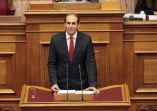&Alpha;. &Beta;&epsilon;&sigma;&upsilon;&rho;ό&pi;&omicron;&upsilon;&lambda;&omicron;&sigmaf;: &omicron; &kappa;.&Tau;&sigma;ί&pi;&rho;&alpha;&sigmaf;, &mu;&epsilon; &tau;&eta; &theta;&epsilon;&alpha;&tau;&rho;&iota;&kappa;ή &pi;&alpha;&rho;ά&sigma;&tau;&alpha;&sigma;&eta; &pi;&omicron;&upsilon; έ&delta;&omega;&sigma;&epsilon; &sigma;&tau;&eta;&nu; &Iota;&theta;ά&kappa;&eta;, &omicron;&rho;&gamma;&alpha;&nu;ώ&nu;&epsilon;&iota; &tau;&eta;&nu; ή&tau;&tau;&alpha; &tau;&omicron;&upsilon; &kappa;&alpha;&iota; &kappa;&eta;&rho;ύ&sigma;&sigma;&epsilon;&iota; &tau;&eta;&nu; έ&nu;&alpha;&rho;&xi;&eta; &tau;&eta;&sigmaf; &pi;&rho;&omicron;&epsilon;&kappa;&lambda;&omicron;&gamma;&iota;&kappa;ή&sigmaf; &pi;&epsilon;&rho;&iota;ό&delta;&omicron;&upsilon;