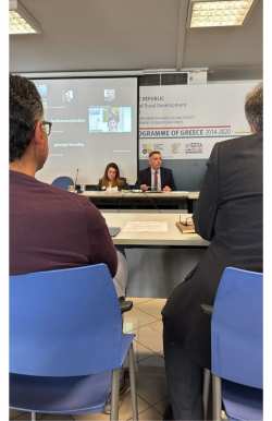 &Epsilon;&Epsilon;&Epsilon;&Delta;&Epsilon;&Epsilon;: &laquo;&Tau;&omicron; &epsilon;&pi;ό&mu;&epsilon;&nu;&omicron; &tau;&rho;ί&mu;&eta;&nu;&omicron; &epsilon;ί&nu;&alpha;&iota; &tau;&omicron; &pi;&lambda;έ&omicron;&nu; &kappa;&rho;ί&sigma;&iota;&mu;&omicron;&raquo; &ndash; &epsilon;&nu;&tau;&alpha;&tau;&iota;&kappa;&omicron;&pi;&omicron;ί&eta;&sigma;&eta; &epsilon;&pi;&iota;&tau;ή&rho;&eta;&sigma;&eta;&sigmaf; &kappa;&alpha;&iota; &epsilon;&lambda;έ&gamma;&chi;&omega;&nu;, &kappa;&alpha;&mu;ί&alpha; &alpha;&nu;&omicron;&chi;ή &sigma;&tau;&eta;&nu; &pi;&alpha;&rho;&alpha;&nu;&omicron;&mu;ί&alpha;