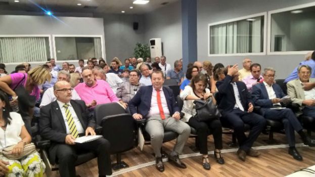 &Eta; &pi;&alpha;&rho;&omicron;&upsilon;&sigma;ί&alpha; &tau;&omicron;&upsilon; &Upsilon;&phi;&upsilon;&pi;&omicron;&upsilon;&rho;&gamma;&omicron;ύ &Alpha;&Alpha;&amp;&Tau; &Beta;. &Kappa;ό&kappa;&kappa;&alpha;&lambda;&eta; &sigma;&tau;&eta;&nu; 83&eta; &Delta;&Epsilon;&Theta;