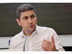 &Sigma;&tau;&eta; &Mu;ά&lambda;&tau;&alpha; &gamma;&iota;&alpha; &tau;&eta;&nu; &alpha;&lambda;&iota;&epsilon;ί&alpha; &omicron; &Upsilon;&pi;&Alpha;&Alpha;&Tau; &Lambda;&epsilon;&upsilon;&tau;έ&rho;&eta;&sigmaf; &Alpha;&upsilon;&gamma;&epsilon;&nu;ά&kappa;&eta;&sigmaf;