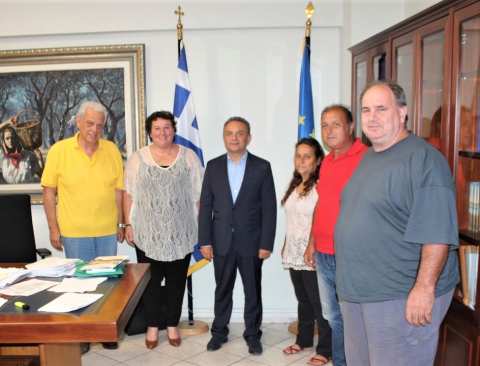 &Eta; &pi;&epsilon;&rho;&iota;&alpha;&sigma;&tau;&iota;&kappa;ή &kappa;&tau;&eta;&nu;&omicron;&tau;&rho;&omicron;&phi;ί&alpha; &kappa;&alpha;&iota; &tau;&omicron; &Upsilon;&pi;&Alpha;&Alpha;&Tau;