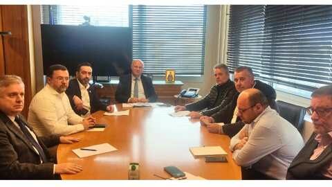 &Sigma;&epsilon; &kappa;&alpha;&lambda;ό &kappa;&lambda;ί&mu;&alpha; &eta; &sigma;&upsilon;&nu;ά&nu;&tau;&eta;&sigma;&eta; &Tau;&sigma;&iota;ά&rho;&alpha; &mu;&epsilon; &kappa;&alpha;&lambda;&lambda;&iota;&epsilon;&rho;&gamma;&eta;&tau;έ&sigmaf; &epsilon;&nu;&epsilon;&rho;&gamma;&epsilon;&iota;&alpha;&kappa;ώ&nu; &phi;&upsilon;&tau;ώ&nu; - &Lambda;ί&tau;&omicron;&sigmaf;: Ή&tau;&alpha;&nu; &mu;&iota;&alpha; &gamma;ό&nu;&iota;&mu;&eta; &sigma;&upsilon;&nu;ά&nu;&tau;&eta;&sigma;&eta;, &phi;&epsilon;ύ&gamma;&omicron;&upsilon;&mu;&epsilon; &mu;&epsilon; &tau;&omicron; &pi;&omicron;&tau;ή&rho;&iota; &mu;&iota;&sigma;&omicron;&gamma;&epsilon;&mu;ά&tau;&omicron; &alpha;&pi;ό &alpha;&iota;&sigma;&iota;&omicron;&delta;&omicron;&xi;ί&alpha;