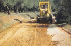 &Sigma;&tau;&alpha; 106,8 &epsilon;&kappa;&alpha;&tau;. &epsilon;&upsilon;&rho;ώ &tau;&alpha; έ&rho;&gamma;&alpha; &alpha;&gamma;&rho;&omicron;&tau;&iota;&kappa;ή&sigmaf; &omicron;&delta;&omicron;&pi;&omicron;&iota;ί&alpha;&sigmaf;- &Epsilon;&xi;&alpha;&sigma;&phi;&alpha;&lambda;ί&sigma;&theta;&eta;&kappa;&epsilon; &upsilon;&pi;&epsilon;&rho;&delta;έ&sigma;&mu;&epsilon;&upsilon;&sigma;&eta; 63 &epsilon;&kappa;&alpha;&tau;. &epsilon;&upsilon;&rho;ώ