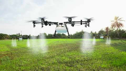 &Pi;.&Epsilon;. &Xi;ά&nu;&theta;&eta;&sigmaf;: &Psi;&epsilon;&kappa;&alpha;&sigma;&mu;&omicron;ί &mu;&epsilon; drone &ndash; &Alpha;&pi;&alpha;&gamma;&omicron;&rho;&epsilon;ύ&epsilon;&tau;&alpha;&iota; &eta; &chi;&rho;ή&sigma;&eta; &Sigma;&mu;&eta;&Epsilon;&Alpha; (DRONES) &sigma;&epsilon; &psi;&epsilon;&kappa;&alpha;&sigma;&mu;&omicron;ύ&sigmaf; &mu;&epsilon; &phi;&upsilon;&tau;&omicron;&pi;&rho;&omicron;&sigma;&tau;&alpha;&tau;&epsilon;&upsilon;&tau;&iota;&kappa;ά &pi;&rho;&omicron;ϊό&nu;&tau;&alpha;