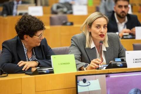 &Gamma;&iota;&alpha; &tau;&eta; &beta;ί&alpha; &mu;&epsilon;&tau;&alpha;&xi;ύ &tau;&omega;&nu; &alpha;&nu;&eta;&lambda;ί&kappa;&omega;&nu; &kappa;&alpha;&iota; &tau;&eta;&nu; Έ&mu;&phi;&upsilon;&lambda;&eta; &beta;ί&alpha; &tau;&omicron;&pi;&omicron;&theta;&epsilon;&tau;ή&theta;&eta;&kappa;&epsilon; &eta; &Epsilon;&upsilon;&rho;&omega;&beta;&omicron;&upsilon;&lambda;&epsilon;&upsilon;&tau;ή&sigmaf; &tau;&eta;&sigmaf; &Nu;&Delta; &Epsilon;&lambda;&epsilon;&omicron;&nu;ώ&rho;&alpha; &Mu;&epsilon;&lambda;έ&tau;&eta; &alpha;&upsilon;&tau;ή &tau;&eta;&nu; &epsilon;&beta;&delta;&omicron;&mu;ά&delta;&alpha; &sigma;&tau;&omicron; &Epsilon;&upsilon;&rho;&omega;&kappa;&omicron;&iota;&nu;&omicron;&beta;&omicron;ύ&lambda;&iota;&omicron;