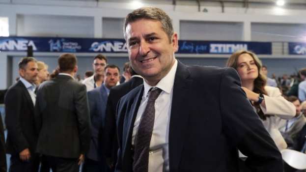 &Sigma;&tau;&omicron;&nu; &laquo;&Epsilon;&upsilon;&alpha;&gamma;&gamma;&epsilon;&lambda;&iota;&sigma;&mu;ό&raquo; &mu;&epsilon; &rho;ή&xi;&eta; &alpha;&nu;&epsilon;&upsilon;&rho;ύ&sigma;&mu;&alpha;&tau;&omicron;&sigmaf; &omicron; &Gamma;&iota;ώ&rho;&gamma;&omicron;&sigmaf; &Mu;&upsilon;&lambda;&omega;&nu;ά&kappa;&eta;&sigmaf; - &Delta;&iota;&alpha;&sigma;&omega;&lambda;&eta;&nu;&omega;&mu;έ&nu;&omicron;&sigmaf; &sigma;&tau;&eta; &Mu;&Epsilon;&Theta;
