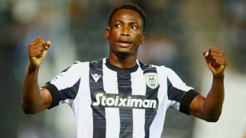 &Omicron; &Rho;ά&chi;&mu;&alpha;&nu; &Mu;&pi;ά&mu;&pi;&alpha;, &omicron; &kappa;&alpha;&lambda;ύ&tau;&epsilon;&rho;&omicron;&sigmaf; &gamma;&kappa;&omicron;&lambda;&tau;&zeta;ή&sigmaf; &alpha;&mu;&upsilon;&nu;&tau;&iota;&kappa;ό&sigmaf; &sigma;&tau;&omicron;&nu; &kappa;ό&sigma;&mu;&omicron; &sigma;ύ&mu;&phi;&omega;&nu;&alpha; &mu;&epsilon; &tau;&eta;&nu; IFFHS