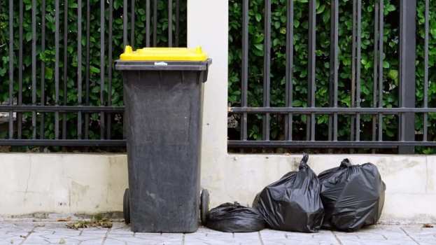 &laquo;Pay-as-you-throw&raquo;: &Tau;&alpha; &mu;&iota;&kappa;&rho;&omicron;&tau;&sigma;ί&pi; &pi;&omicron;&upsilon; &kappa;&alpha;&tau;&alpha;&kappa;&tau;&omicron;ύ&nu; &tau;&omicron;&upsilon;&sigmaf; &kappa;ά&delta;&omicron;&upsilon;&sigmaf; &alpha;&pi;&omicron;&rho;&rho;&iota;&mu;&mu;ά&tau;&omega;&nu; &tau;&eta;&sigmaf; &Epsilon;&upsilon;&rho;ώ&pi;&eta;&sigmaf;