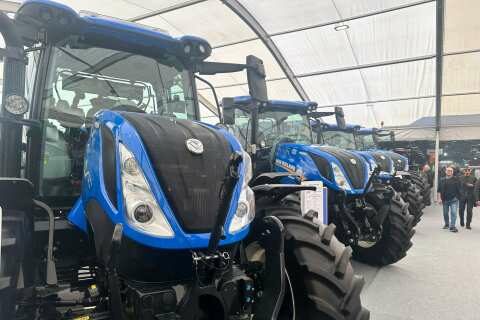 &Delta;&upsilon;&nu;&alpha;&mu;&iota;&kappa;ή &pi;&alpha;&rho;&omicron;&upsilon;&sigma;ί&alpha; &tau;&eta;&sigmaf; &Pi;&Alpha;&Upsilon;&Lambda;&Omicron;&Sigma; &Iota;. &Kappa;&Omicron;&Nu;&Tau;&Epsilon;&Lambda;&Lambda;&Eta;&Sigma; &sigma;&tau;&eta;&nu; Agrothessaly 2025 &ndash; &Delta;&eta;&lambda;ώ&sigma;&epsilon;&iota;&sigmaf; &Gamma;&epsilon;&nu;&iota;&kappa;&omicron;ύ &Delta;&iota;&epsilon;&upsilon;&theta;&upsilon;&nu;&tau;ή &Chi;&alpha;&rho;ά&lambda;&alpha;&mu;&pi;&omicron;&upsilon; &Mu;&alpha;&upsilon;&rho;ί&delta;&eta; (&Beta;ί&nu;&tau;&epsilon;&omicron;)