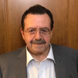 &Epsilon;&pi;ί &tau;ά&pi;&eta;&tau;&omicron;&sigmaf; &eta; &alpha;&xi;&iota;&omicron;&pi;&omicron;ί&eta;&sigma;&eta; &pi;&rho;&omicron;&sigma;&phi;ύ&gamma;&omega;&nu; &omega;&sigmaf; &epsilon;&rho;&gamma;ά&tau;&epsilon;&sigmaf; &gamma;&eta;&sigmaf; &sigma;&epsilon; &Eta;&mu;&alpha;&theta;ί&alpha; &kappa;&alpha;&iota; &Pi;έ&lambda;&lambda;&alpha;