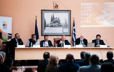 &Upsilon;&phi;&Alpha;&Alpha;&Tau;, &Delta;&iota;&omicron;&nu;ύ&sigma;&eta;&sigmaf; &Sigma;&tau;&alpha;&mu;&epsilon;&nu;ί&tau;&eta;&sigmaf;: &laquo;&Epsilon;&nu;&iota;&sigma;&chi;ύ&sigma;&omicron;&upsilon;&mu;&epsilon; &tau;&iota;&sigmaf; &epsilon;&pi;&epsilon;&nu;&delta;ύ&sigma;&epsilon;&iota;&sigmaf; &sigma;&tau;&alpha; &theta;&epsilon;&rho;&mu;&omicron;&kappa;ή&pi;&iota;&alpha;, &delta;ί&nu;&omicron;&upsilon;&mu;&epsilon; &nu;έ&epsilon;&sigmaf; &pi;&rho;&omicron;&omicron;&pi;&tau;&iota;&kappa;έ&sigmaf; &sigma;&tau;&omicron;&upsilon;&sigmaf; &pi;&alpha;&rho;&alpha;&gamma;&omega;&gamma;&omicron;ύ&sigmaf; &mu;&alpha;&sigmaf;&raquo;