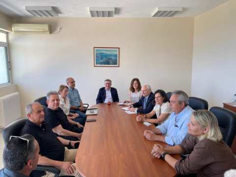 &Gamma;&iota;ά&nu;&nu;&eta;&sigmaf; &Alpha;&nu;&delta;&rho;&iota;&alpha;&nu;ό&sigmaf;: &Sigma;&tau;ό&chi;&omicron;&sigmaf; &eta; &omicron;&upsilon;&sigma;&iota;&alpha;&sigma;&tau;&iota;&kappa;ή &alpha;&nu;&alpha;&beta;ά&theta;&mu;&iota;&sigma;&eta; &tau;&omicron;&upsilon; &Kappa;&omicron;&nu;&iota;ά&rho;&epsilon;&iota;&omicron;&upsilon; &Iota;&nu;&sigma;&tau;&iota;&tau;&omicron;ύ&tau;&omicron;&upsilon; &Epsilon;&sigma;&pi;&epsilon;&rho;&iota;&delta;&omicron;&epsilon;&iota;&delta;ώ&nu; &Kappa;&omicron;&rho;&iota;&nu;&theta;ί&alpha;&sigmaf;