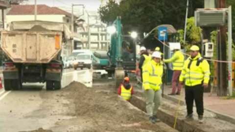 &Beta;έ&rho;&omicron;&iota;&alpha;: &Epsilon;&rho;&gamma;&alpha;&sigma;ί&epsilon;&sigmaf; &epsilon;&kappa;&sigma;&kappa;&alpha;&phi;ή&sigmaf; &phi;&upsilon;&sigma;&iota;&kappa;&omicron;ύ &alpha;&epsilon;&rho;ί&omicron;&upsilon; &sigma;&tau;&eta;&nu; &pi;ό&lambda;&eta;