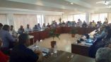 &laquo;&Nu;&epsilon;&rho;ό: έ&nu;&alpha;&sigmaf; &phi;&upsilon;&sigma;&iota;&kappa;ό&sigmaf; &pi;ό&rho;&omicron;&sigmaf; &pi;&omicron;&upsilon; &delta;&epsilon;&nu; &epsilon;ί&nu;&alpha;&iota; &alpha;&nu;&epsilon;&xi;ά&nu;&tau;&lambda;&eta;&tau;&omicron;&sigmaf;&raquo;